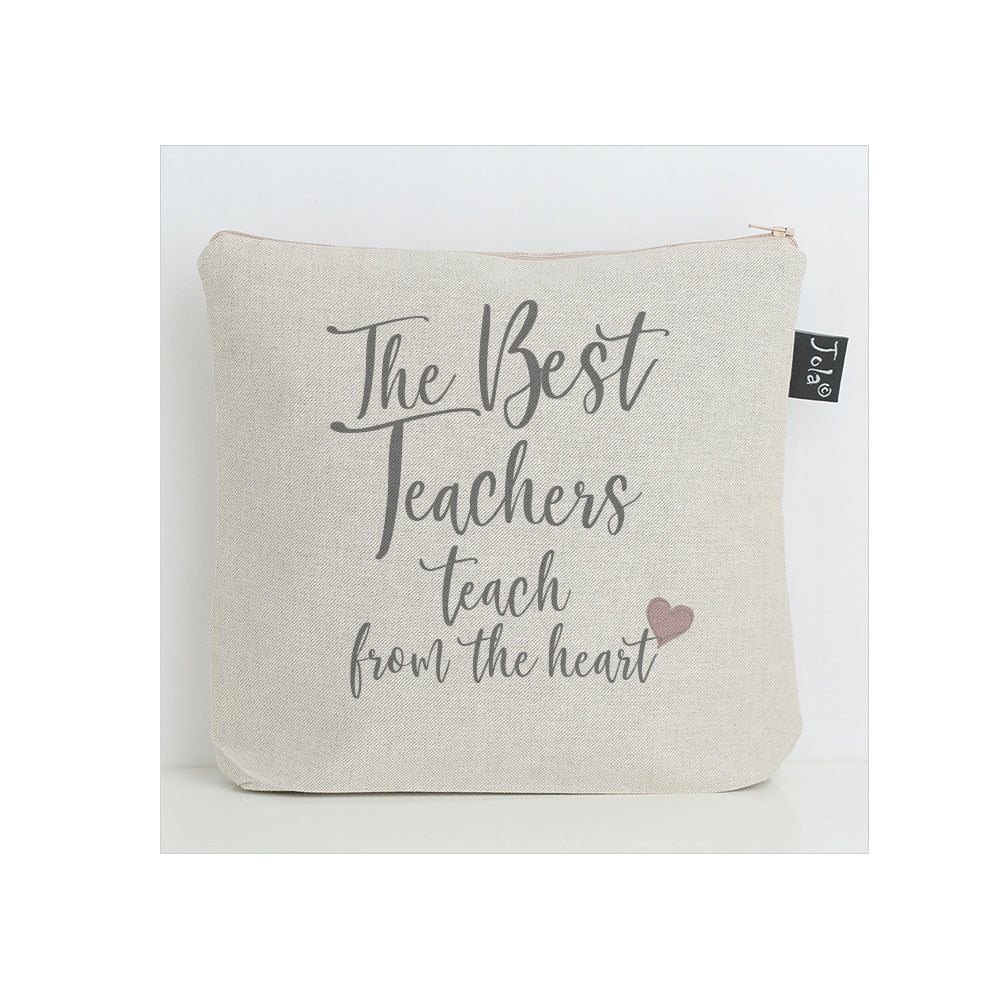 Teach from the heart washbag