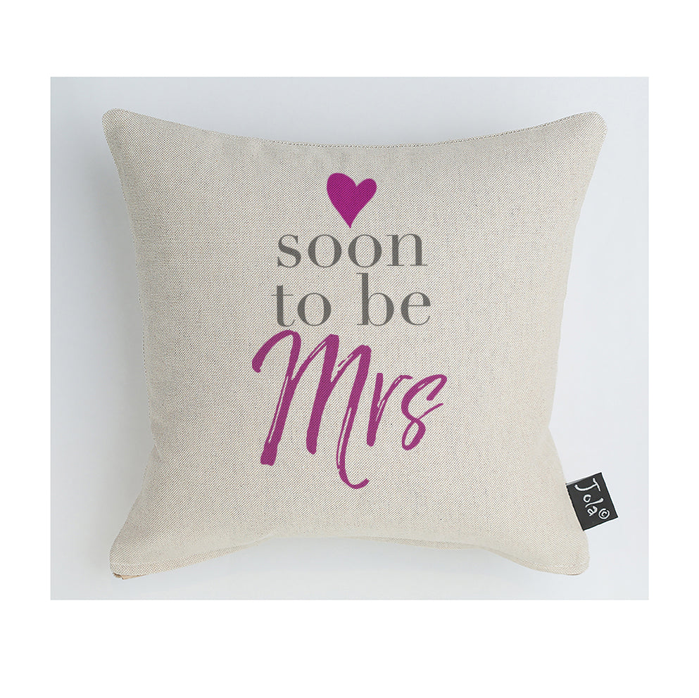 Soon to be Mrs Cushion pink heart